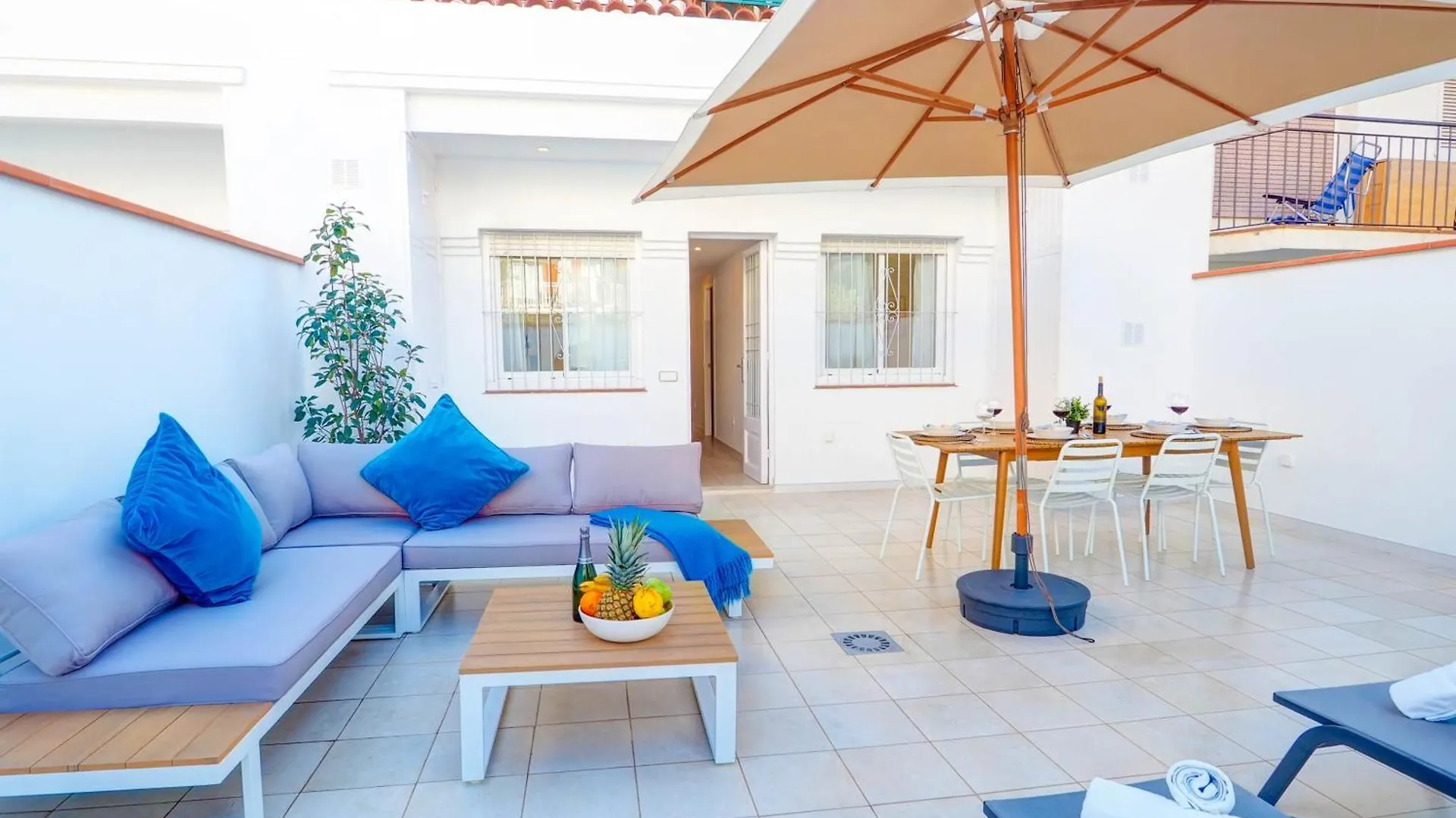 Sebastian Patio By Hello Homes Sitges Spain