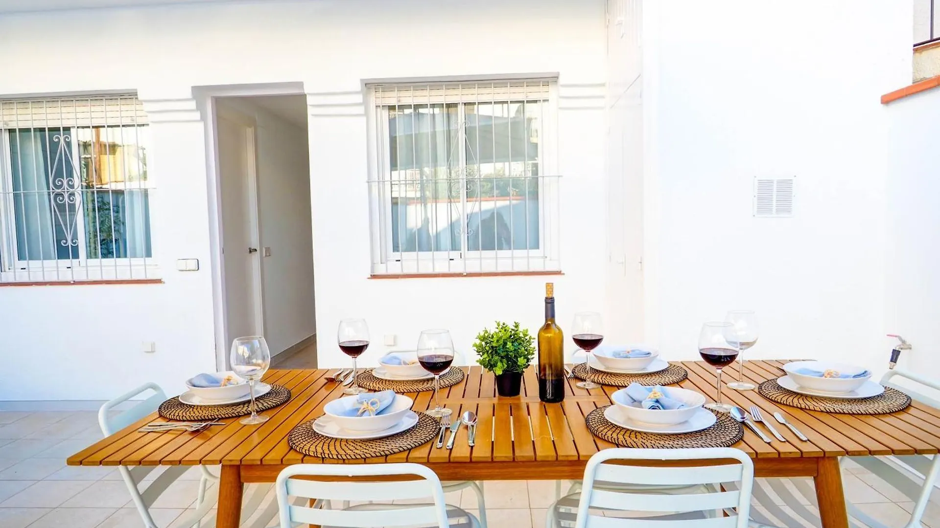Apartment Sebastian Patio By Hello Homes Sitges Spain