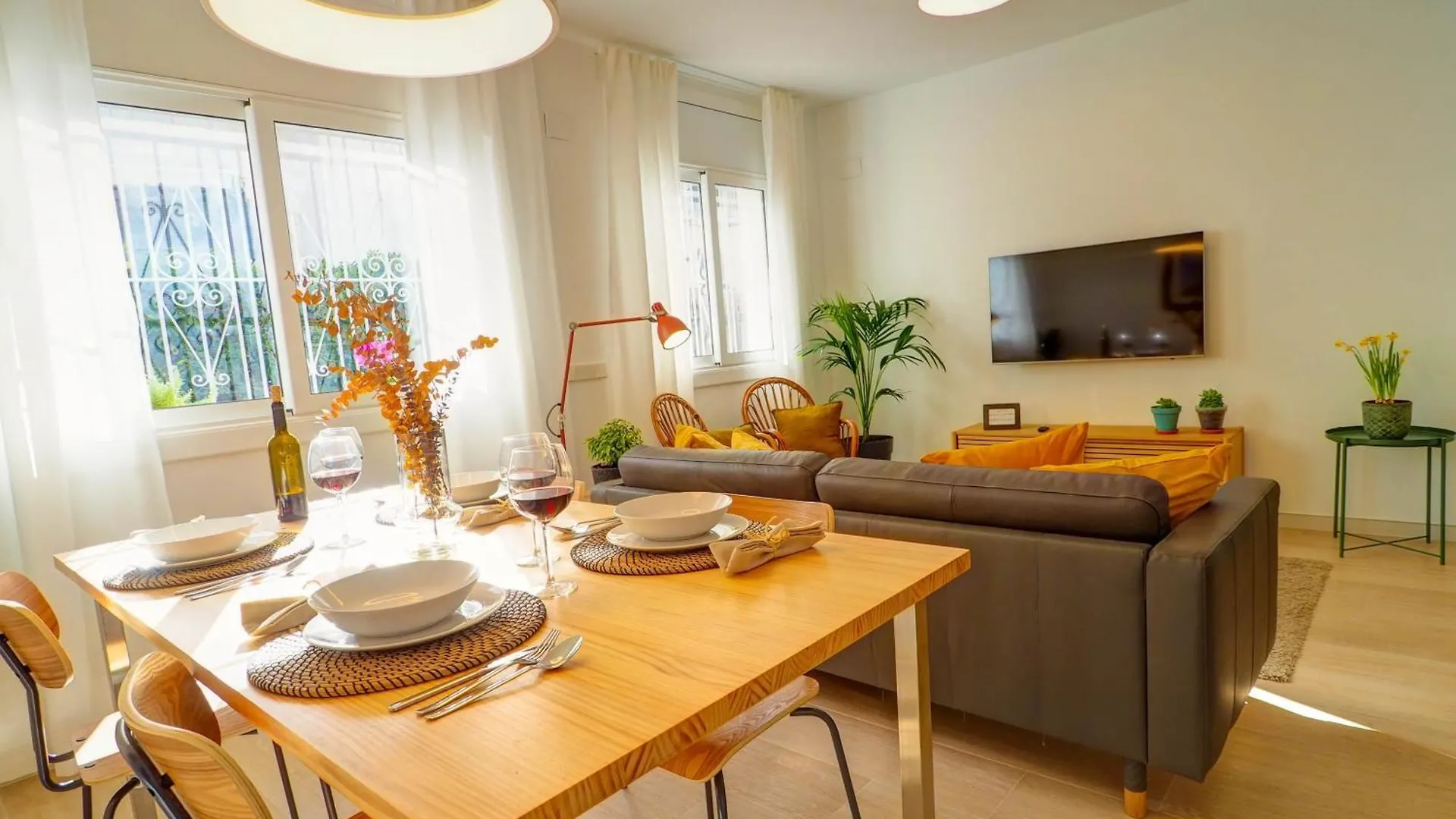 Sebastian Patio By Hello Homes Sitges